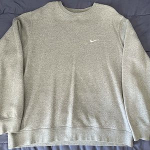Nike crew neck sweater